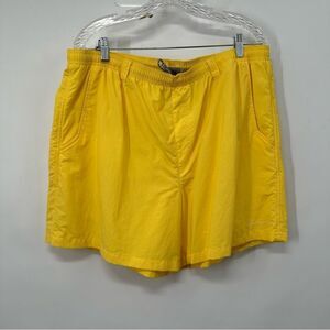 Columbia Men's Size XL  Bright Yellow Elastic& drawstring waist nylon Shorts
